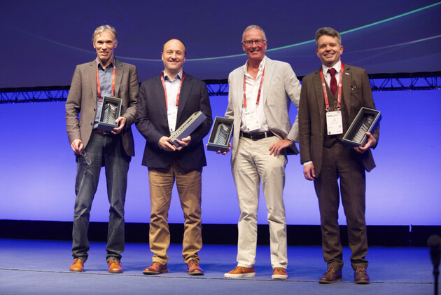 Prof. Dr. Thomas Luhmann  und Mitautoren bekommen Preis