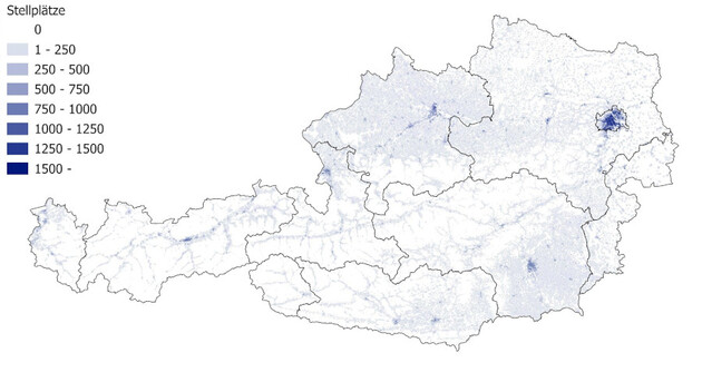 Karte Österreichs mit farblich markierten Stellplätzen