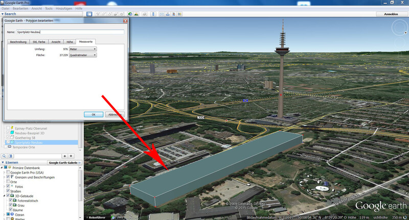 Wie sähe es aus, wenn die Sportplätze neben dem Frankfurter Spargel (Fernsehturm) für ein 20 Meter hohes Gebäude genutzt würden? Der 3D-Plan in Google Earth ermöglicht die grobe Visualisierung. (Quelle: Google und das Google-Logo sind eingetragene Marken von Google Inc., Verwendung mit Genehmigung.)