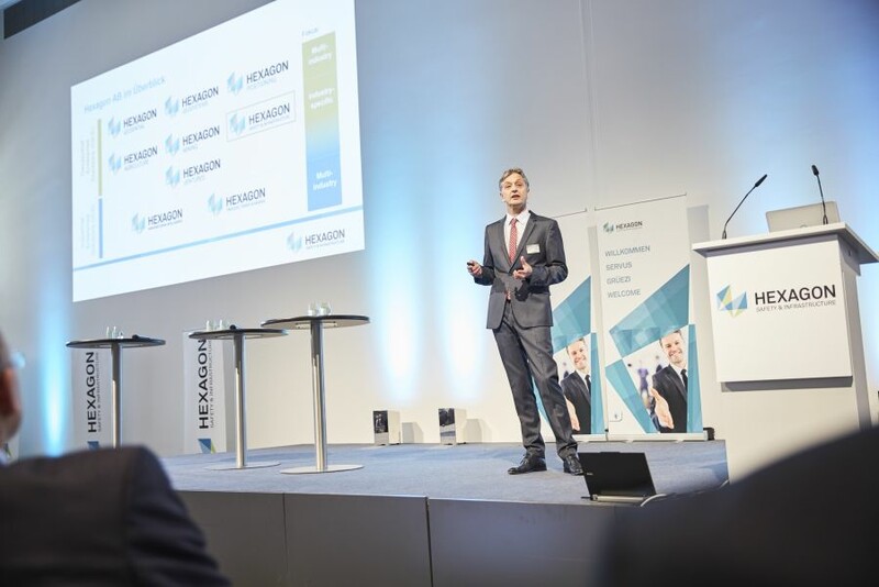 Eröffnungsrede von Maximilian Weber, Senior Vice President EMEA Hexagon-SI (Quelle: Hexagon Safety & Infrastructure)