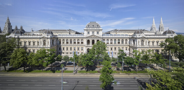 Frontalansicht der Universität Wien 