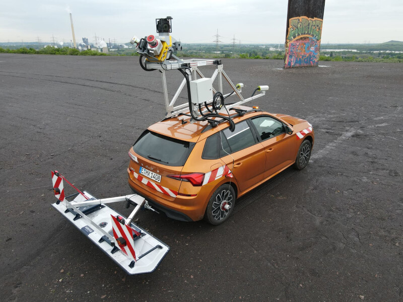 Messfahrzeug nimmt Bilder auf